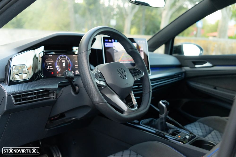 VW Golf Variant 1.5 TSI OPF R-Line - 21