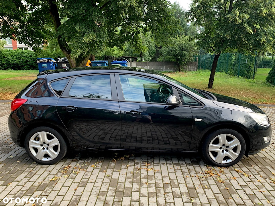 Opel Astra - 18