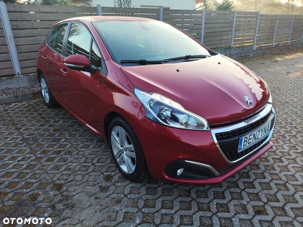Peugeot 208 - 3
