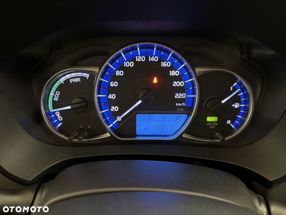 Toyota Yaris - 15