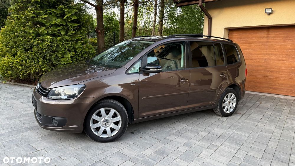 Volkswagen Touran 2.0 TDI DPF STYLE - 11