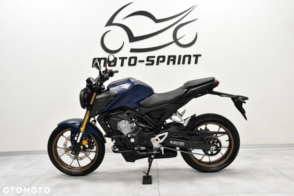 Honda CB - 2
