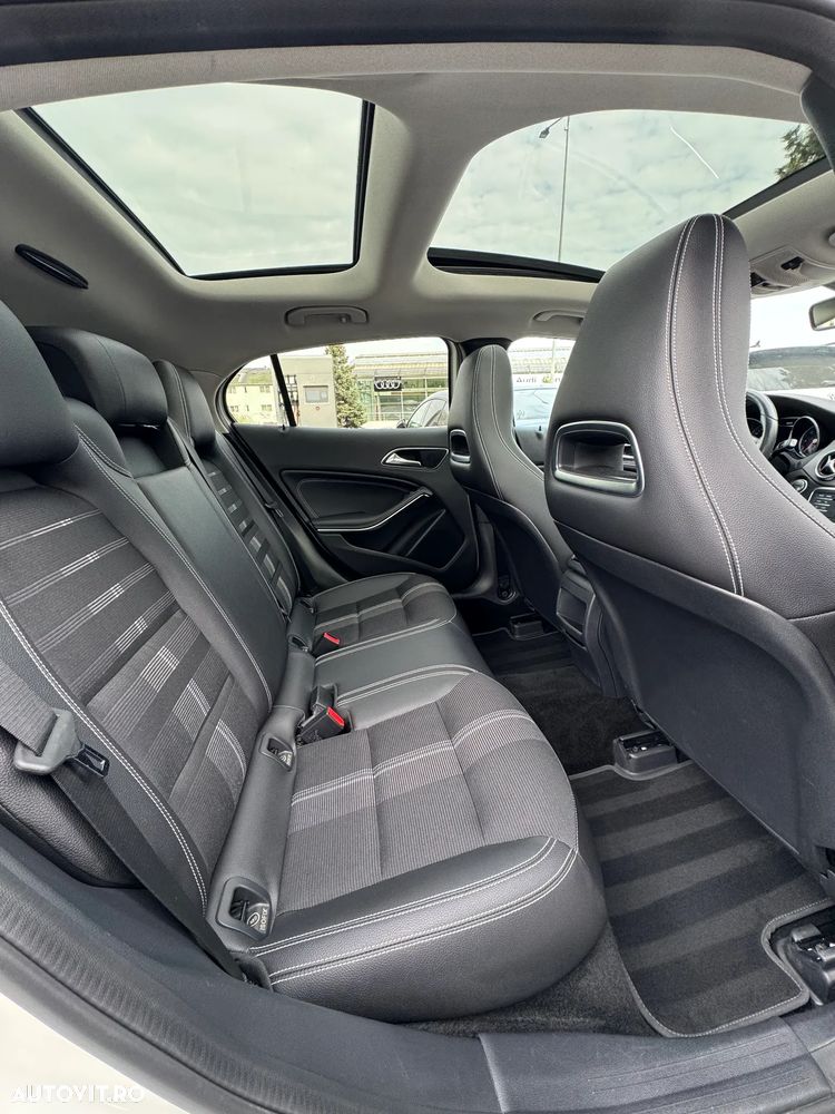 Mercedes-Benz GLA 200 d 4MATIC 7G-DCT Style - 8