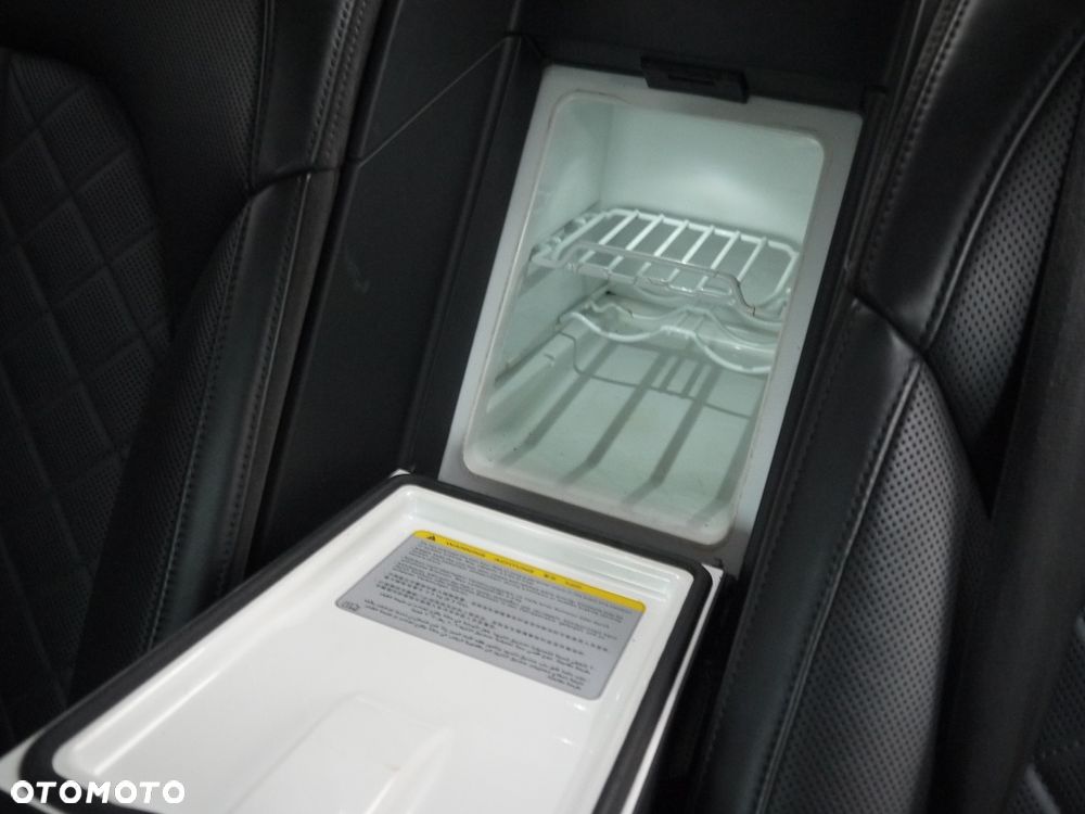Audi A8 4.2 FSI L Quattro - 13