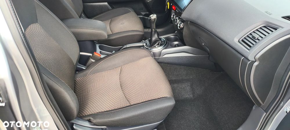 Mitsubishi ASX 1.6 2WD Intense - 34