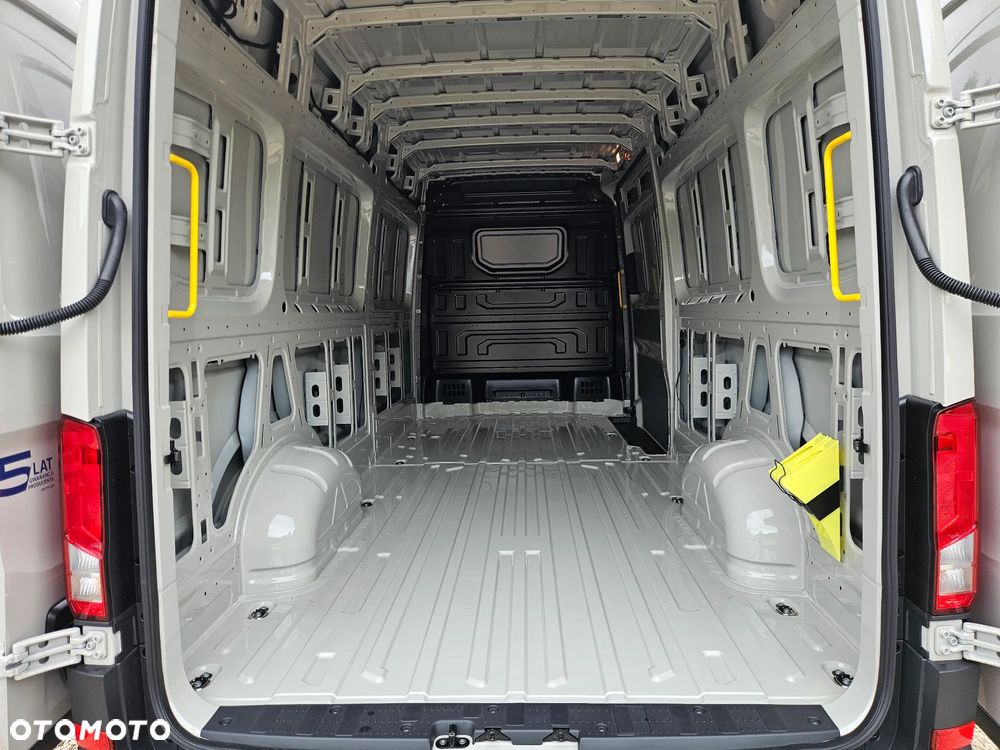 Volkswagen CRAFTER L4H3 DSG Nowy bez przebiegu od ręki SalonPL FV23% LEDY - 35