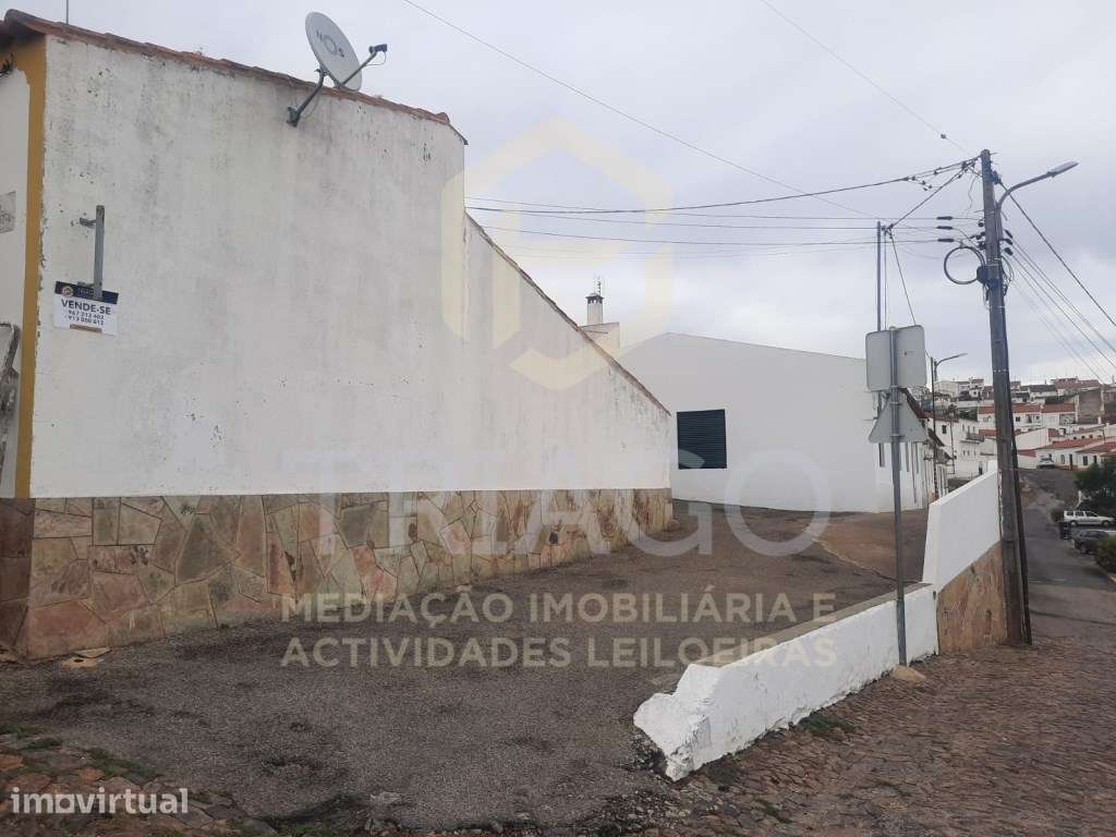 Moradia T1 no Centro da Vila Pitoresca de Barrancos - Grande imagem: 2/21