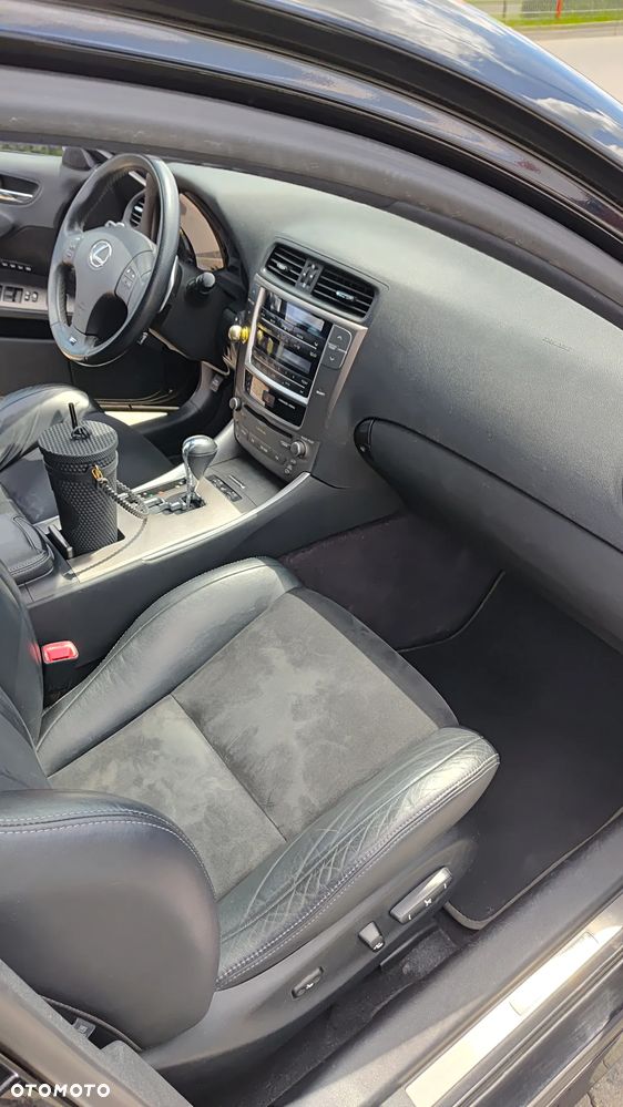 Lexus IS 250 Sport - 19