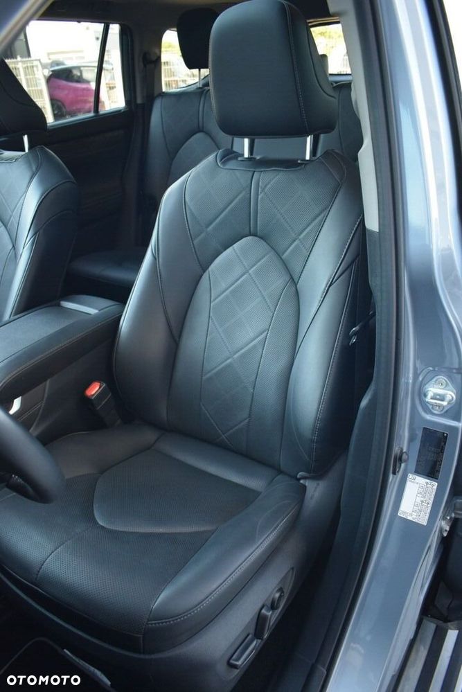 Toyota Highlander - 15