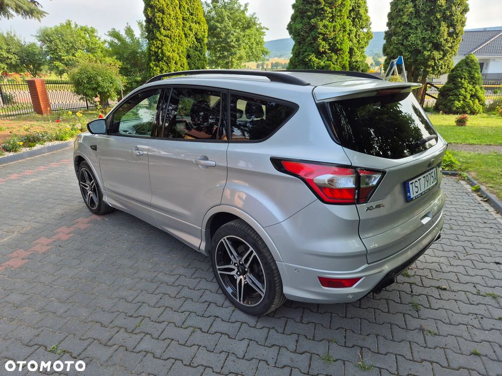 Ford Kuga 2.0 TDCi 4x4 ST-Line - 13