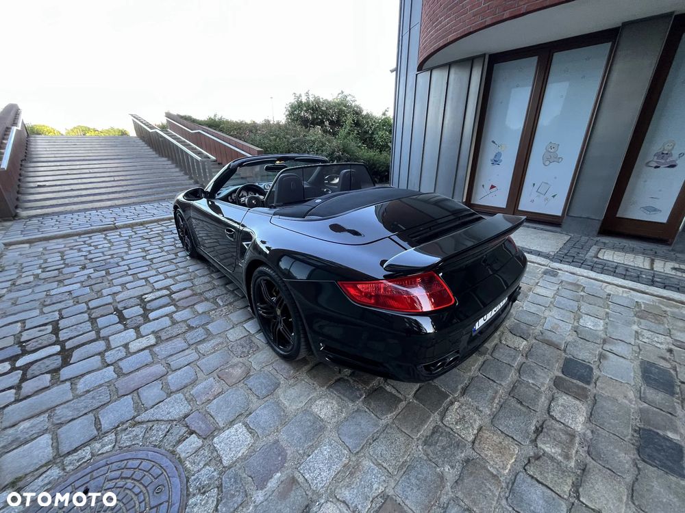 Porsche 911 - 21