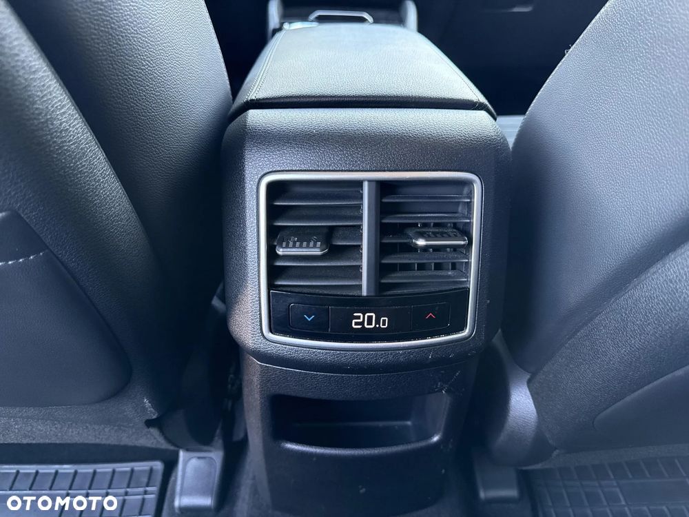 Kia Sportage 1.6 T-GDI HEV Business Line 4WD - 29