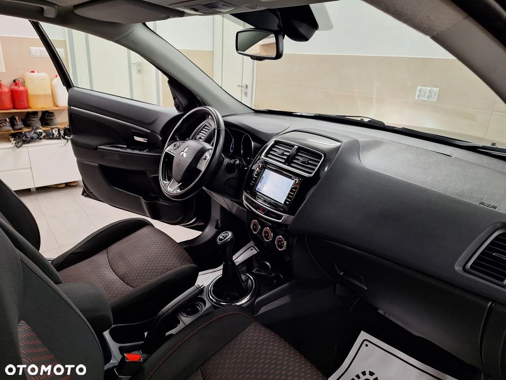 Mitsubishi ASX 1.6 2WD Diamant Edition+ - 25