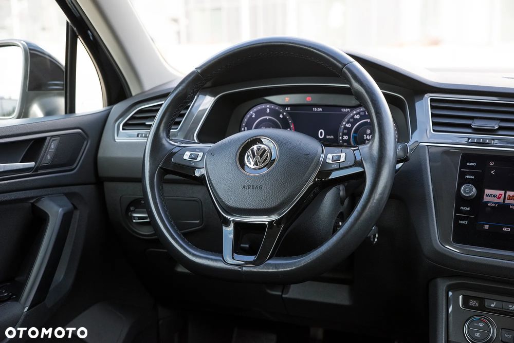 Volkswagen Tiguan 2.0 TDI SCR Elegance - 28