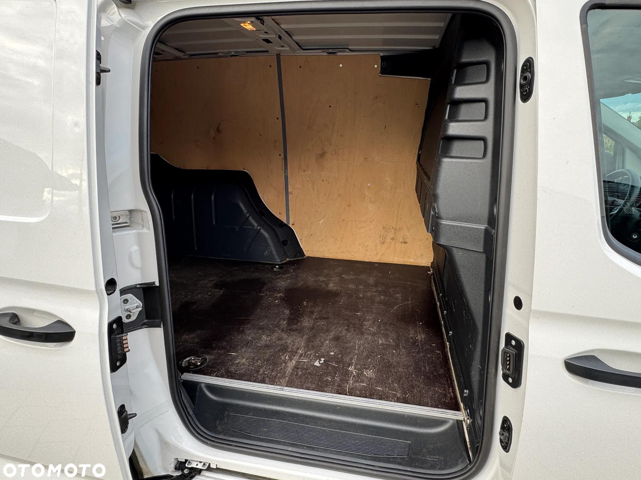 Volkswagen CADDY - 33