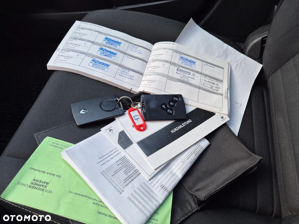 Renault Megane ENERGY dCi 110 Start & Stop LIMITED - 37