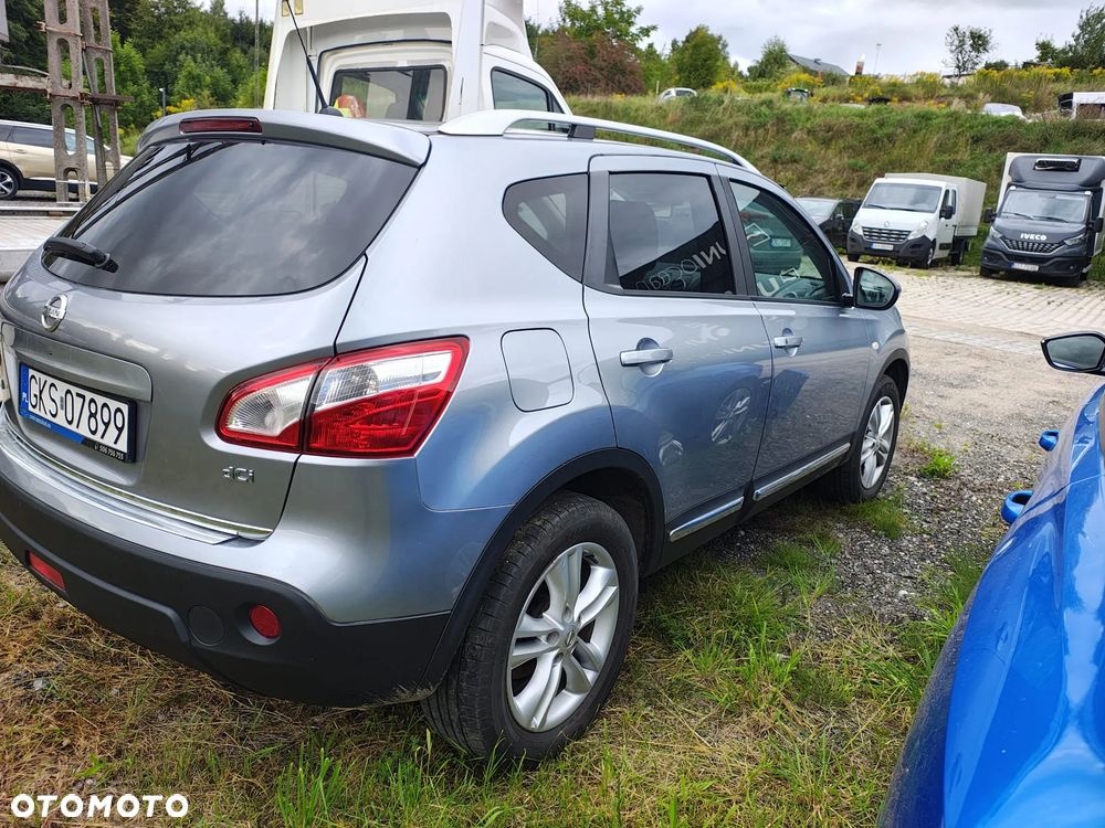 Nissan Qashqai 2.0 dCi DPF tekna - 27