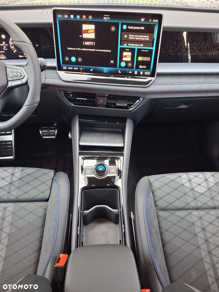Volkswagen Tayron 1.5 TSI eHybrid PHEV 200kW R-Line Plus DSG - 24