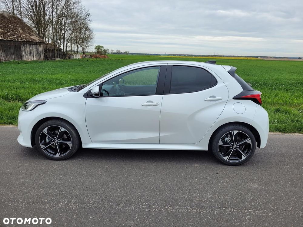 Toyota Yaris 130 1.5 VVT-i Premiere Edition - 4