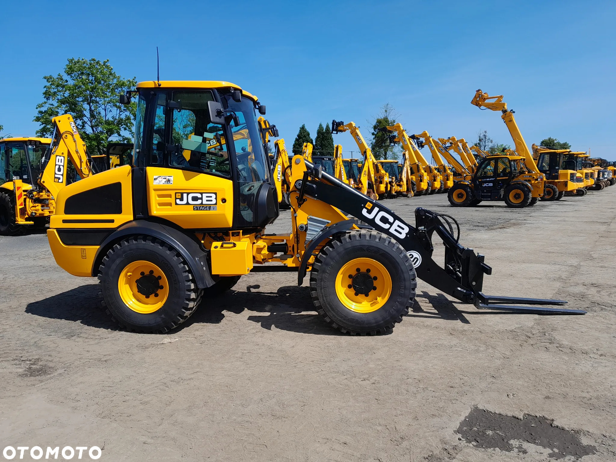 JCB 409 - 2