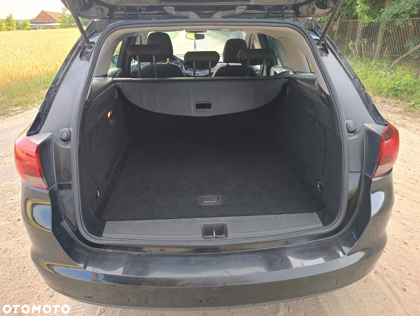 Opel Astra 1.6 D (CDTI) Sports Tourer Selection - 12