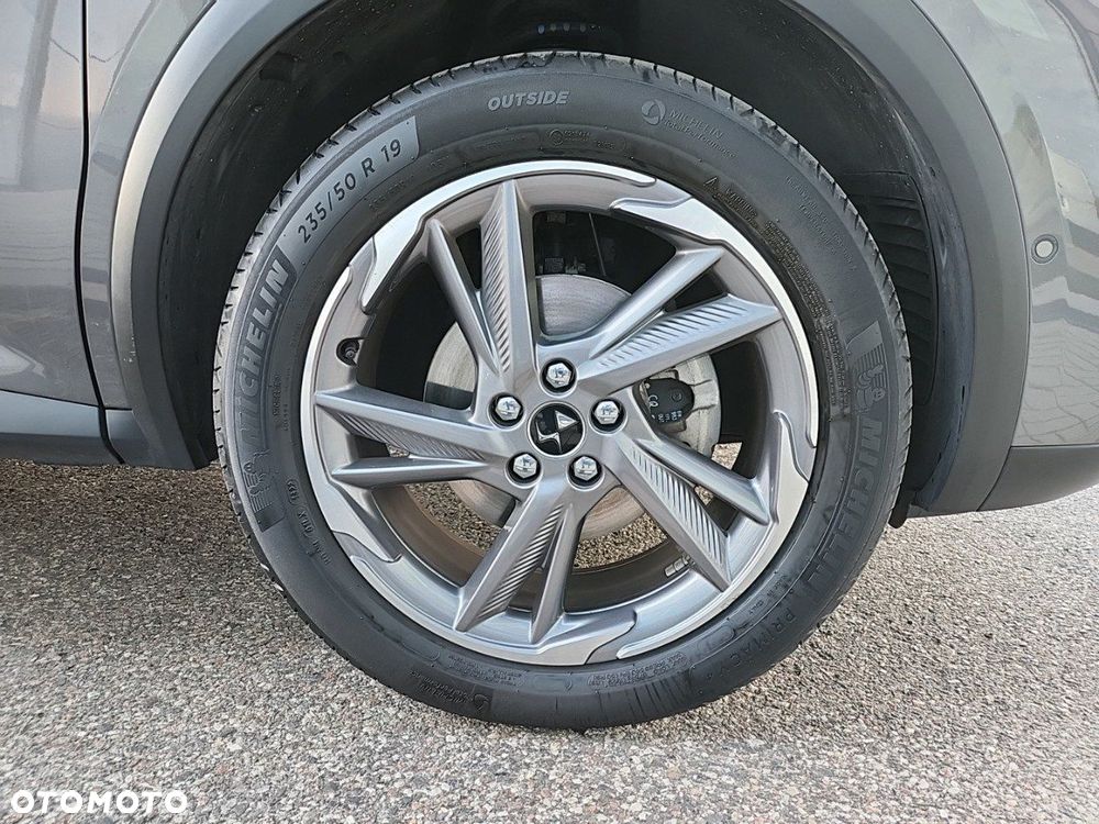 DS Automobiles DS 7 Crossback - 11