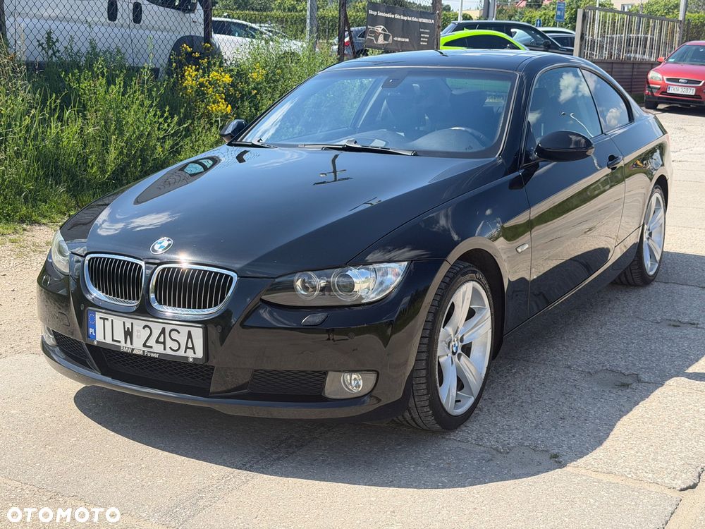BMW Seria 3 325i Edition Exclusive - 1