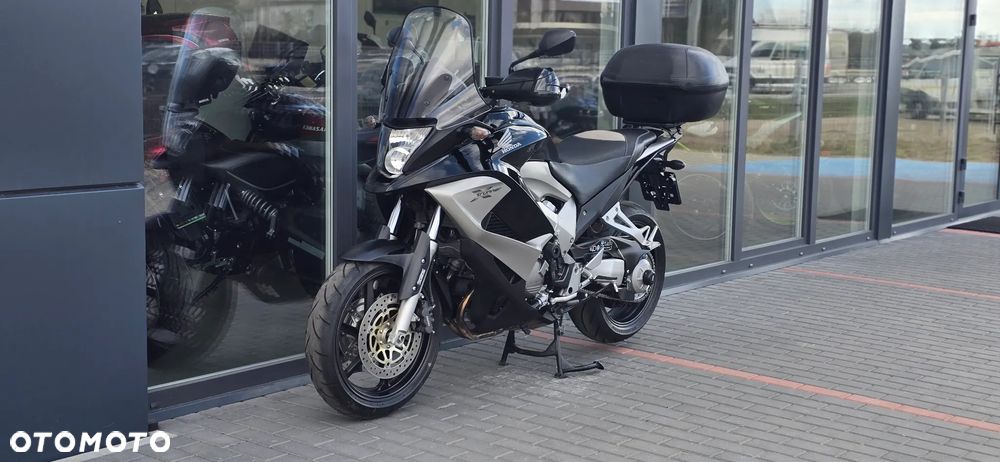 Honda VFR - 26