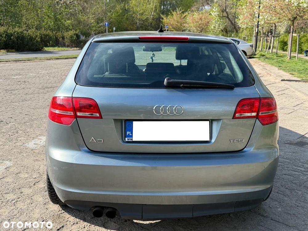 Audi A3 Sportback 1.8 TFSI Ambition - 4