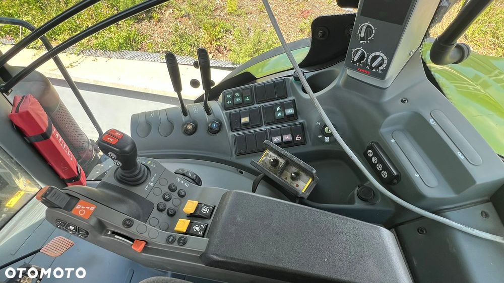 Claas Arion 610 CIS HEXASHIFT A96 100 - 11