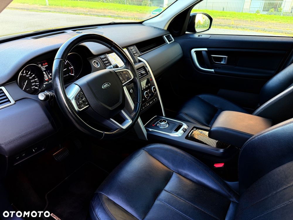 Land Rover Discovery Sport D180 HSE - 30