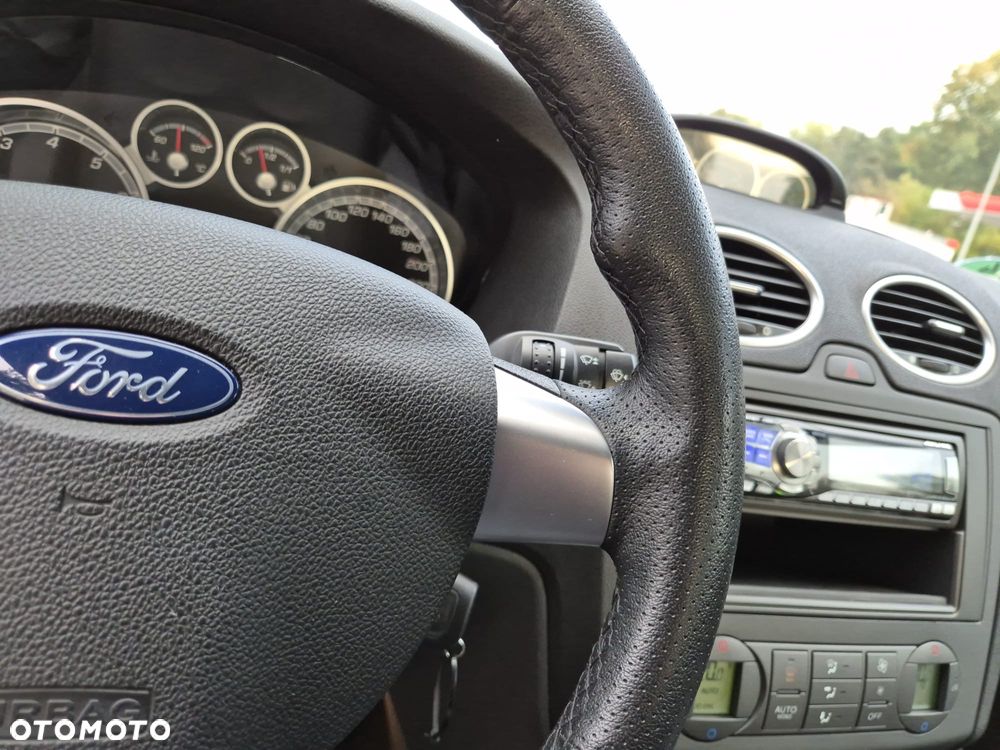 Ford Focus 2.5 ST - 18