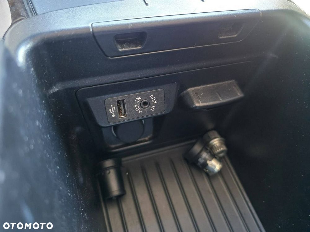 BMW X5 xDrive35i Edition Exclusive - 26