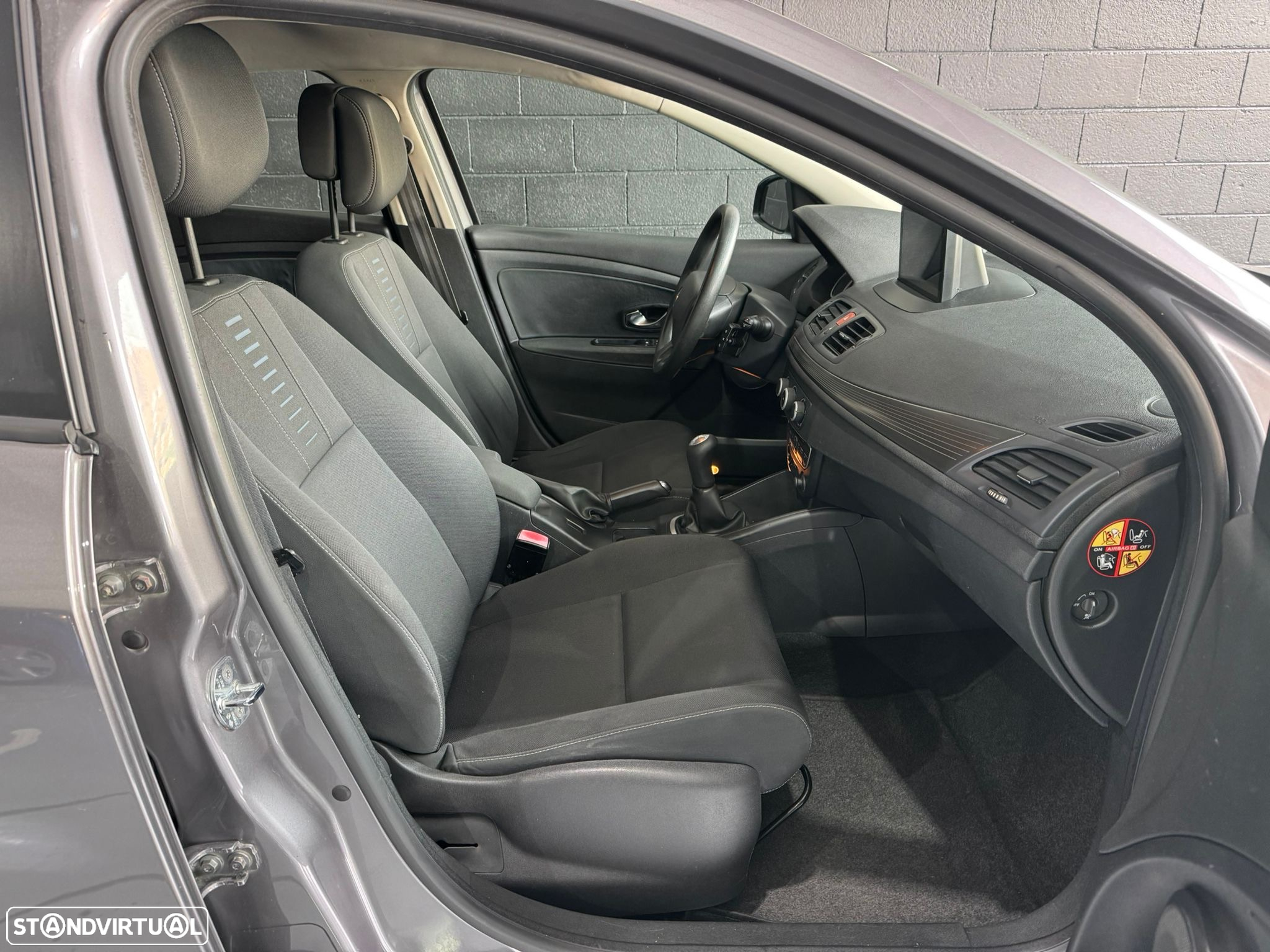 Renault Mégane 1.5 dCi Dynamique - 11