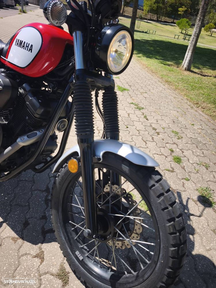Yamaha SCR 950 - 13