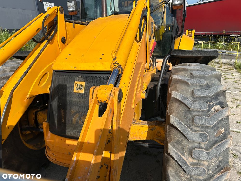 JCB 4 CX - 8