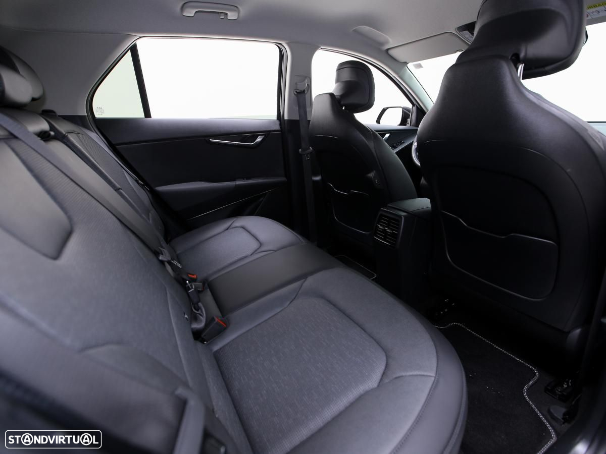 Kia Niro EV 64kWh Drive - 11