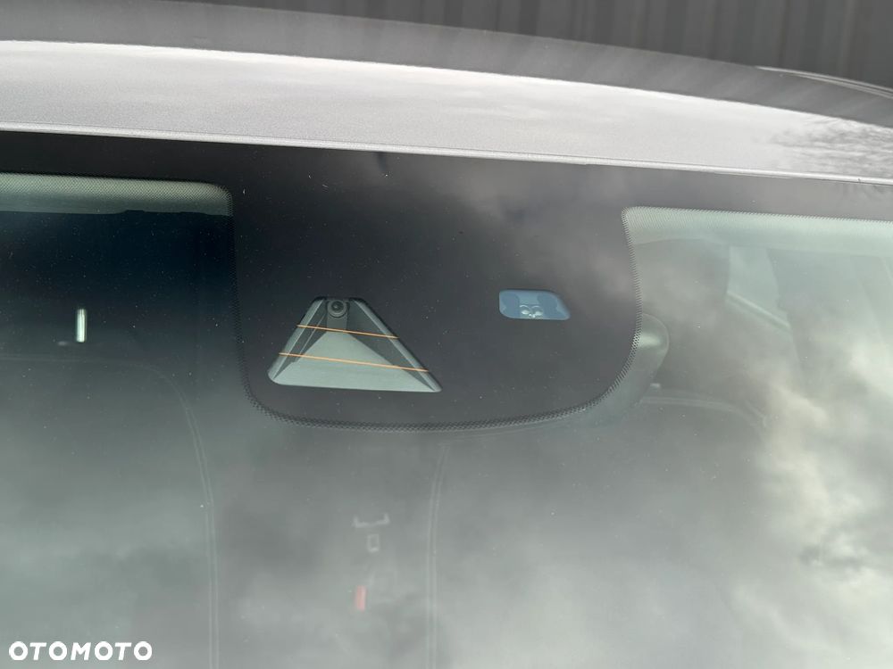 Infiniti Q30 2.2d Sport AWD 7DCT - 12