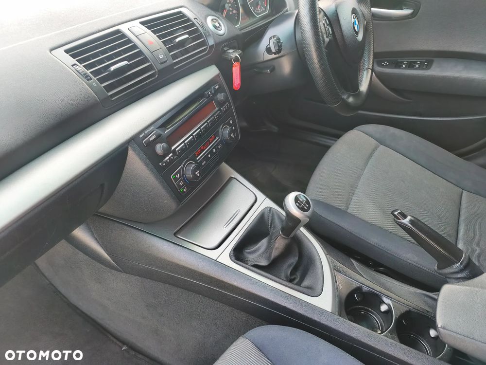 BMW Seria 1 - 18