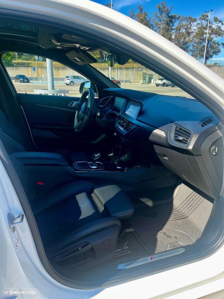BMW 116 d Pack Desportivo M Auto - 22