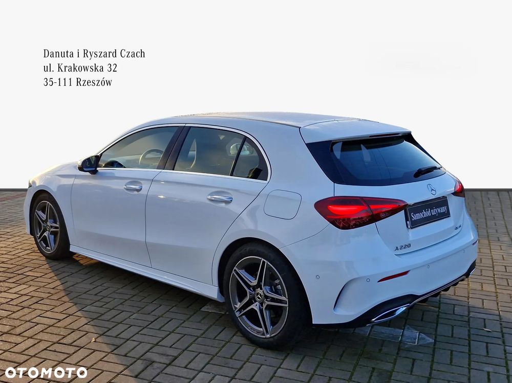 Mercedes-Benz Klasa A 220 4-Matic AMG Line 7G-DCT - 3