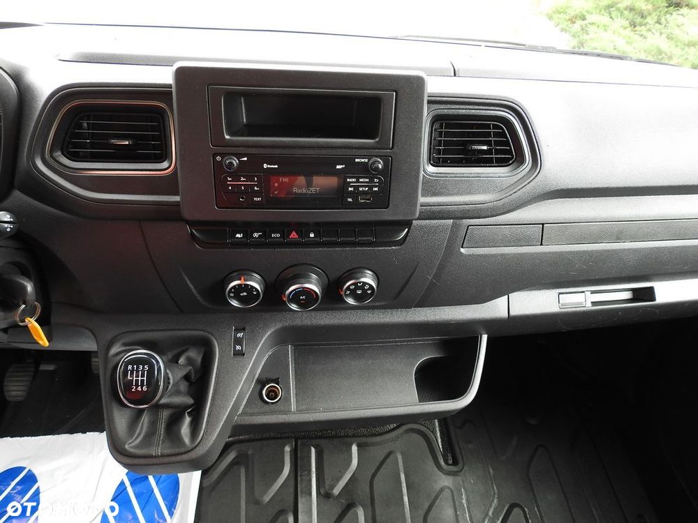 Renault MASTER PLANDEKA 10 PALET WEBASTO KLIMATYZACJA TEMPOMAT LEDY PNEUMATYKA  165KM - 34