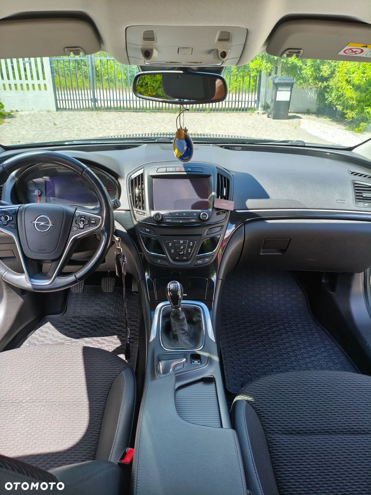 Opel Insignia - 11