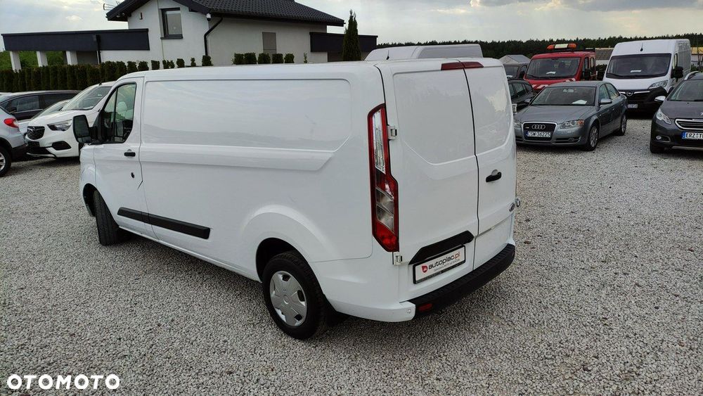 Ford Transit Custom - 12