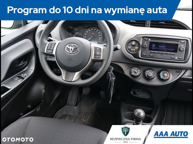 Toyota Yaris - 8