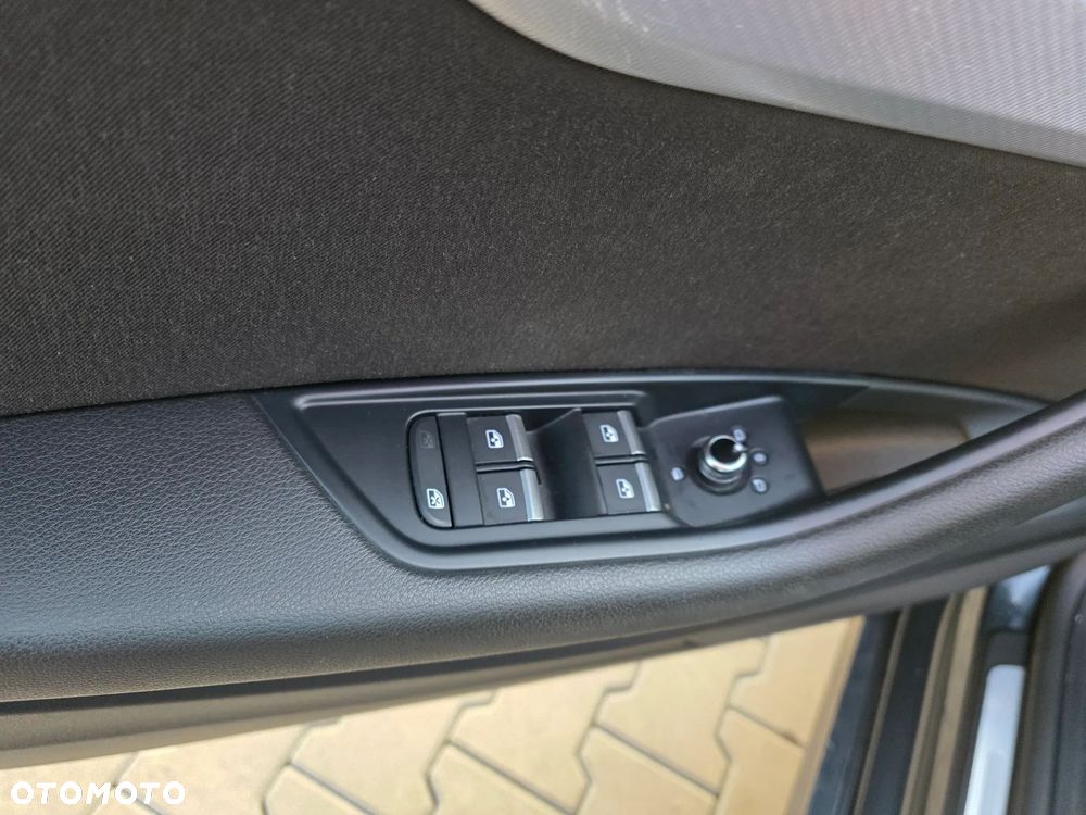 Audi A5 Sportback 2.0 TDI Sport S tronic - 32