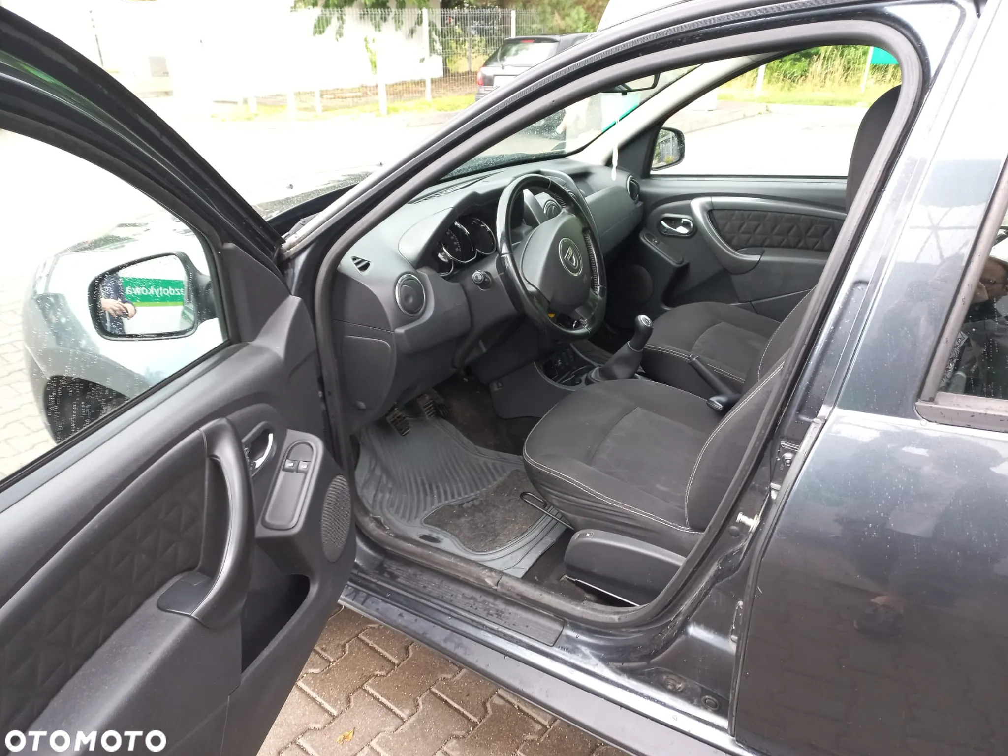 Dacia Duster 1.6 Laureate - 9
