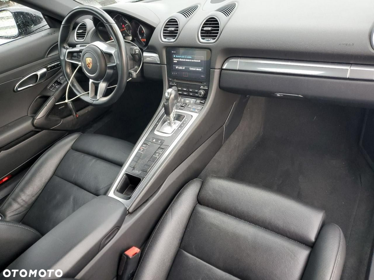 Porsche 718 Cayman - 9