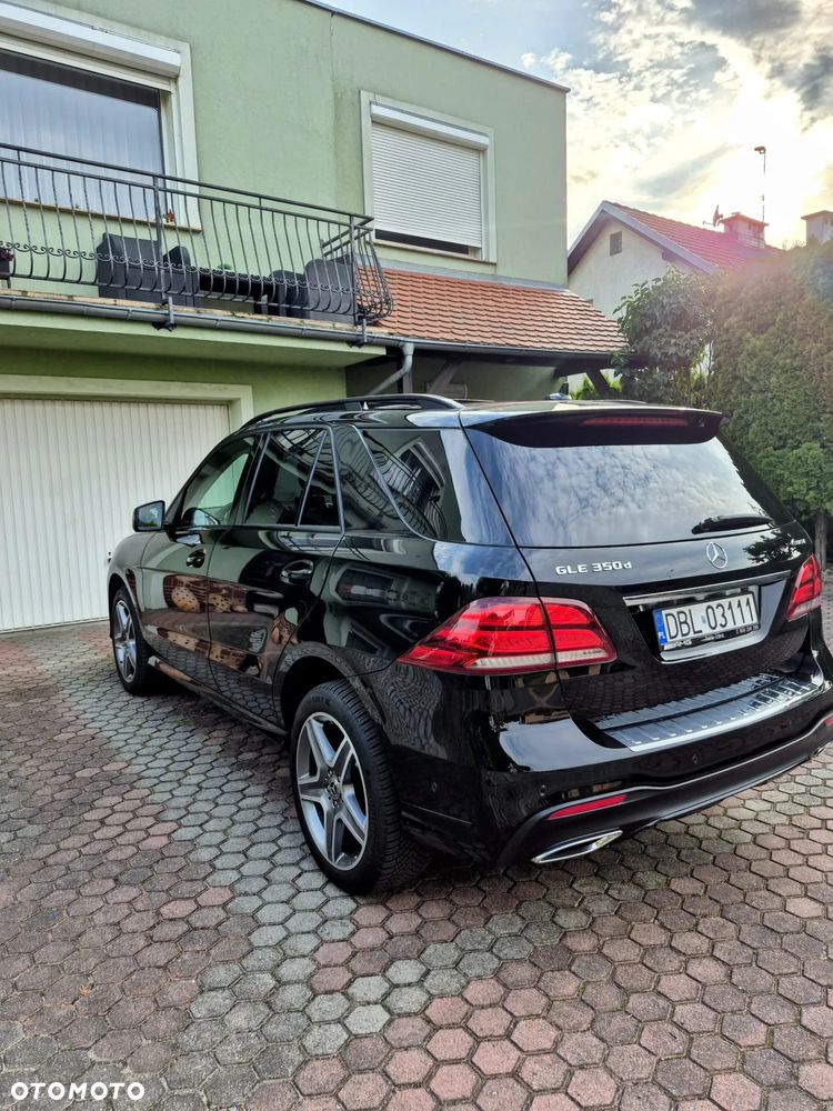 Mercedes-Benz GLE 350 d 4-Matic - 3