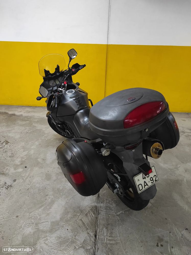 Suzuki v-strom - 4
